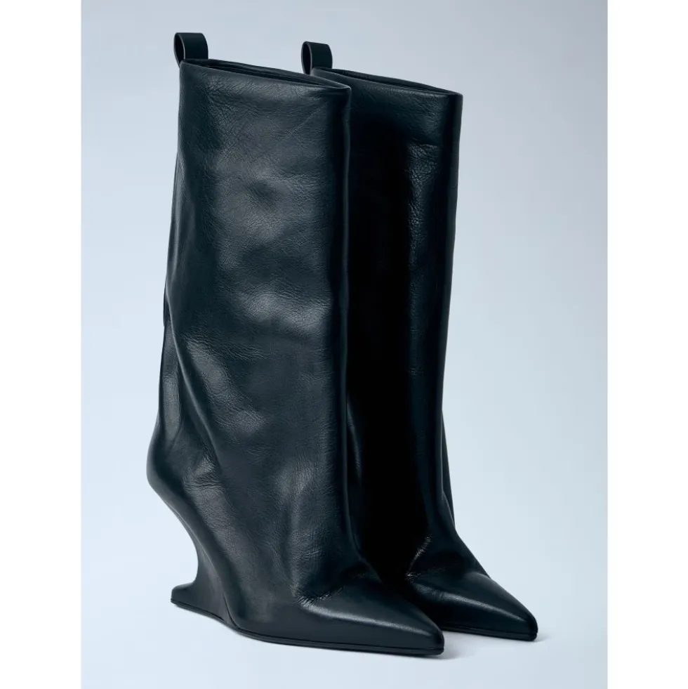 Cantilever 8 Sharp Flared Boots