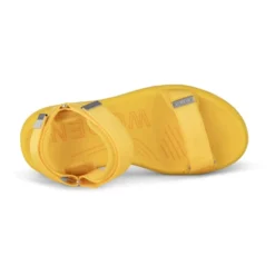 Farverig Frugtsandal med Natural Soft-teknologi