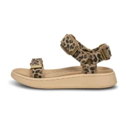 Line Sandal