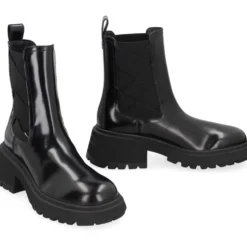 Louri Combat Flat