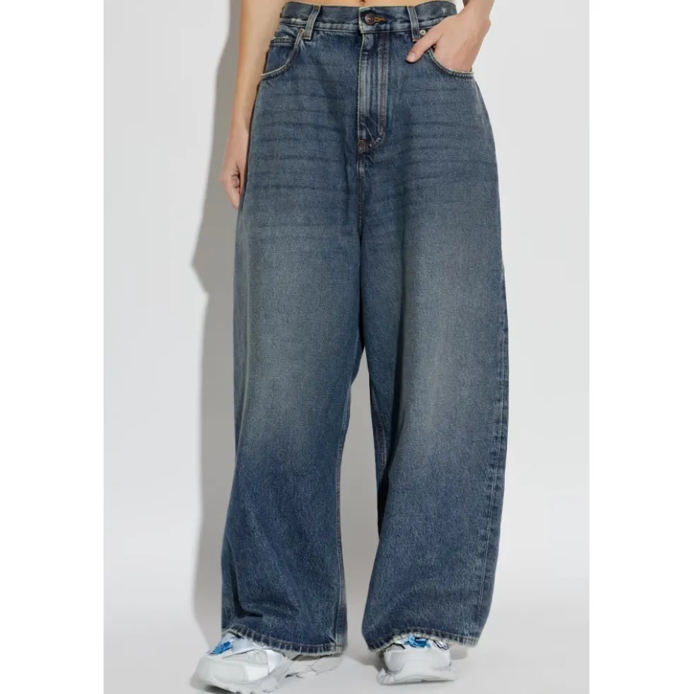 Low Crotch Baggy Jeans