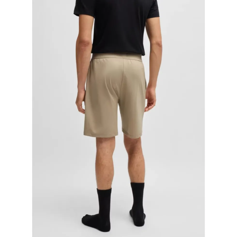 Minimal Bermuda Shorts med lige ben