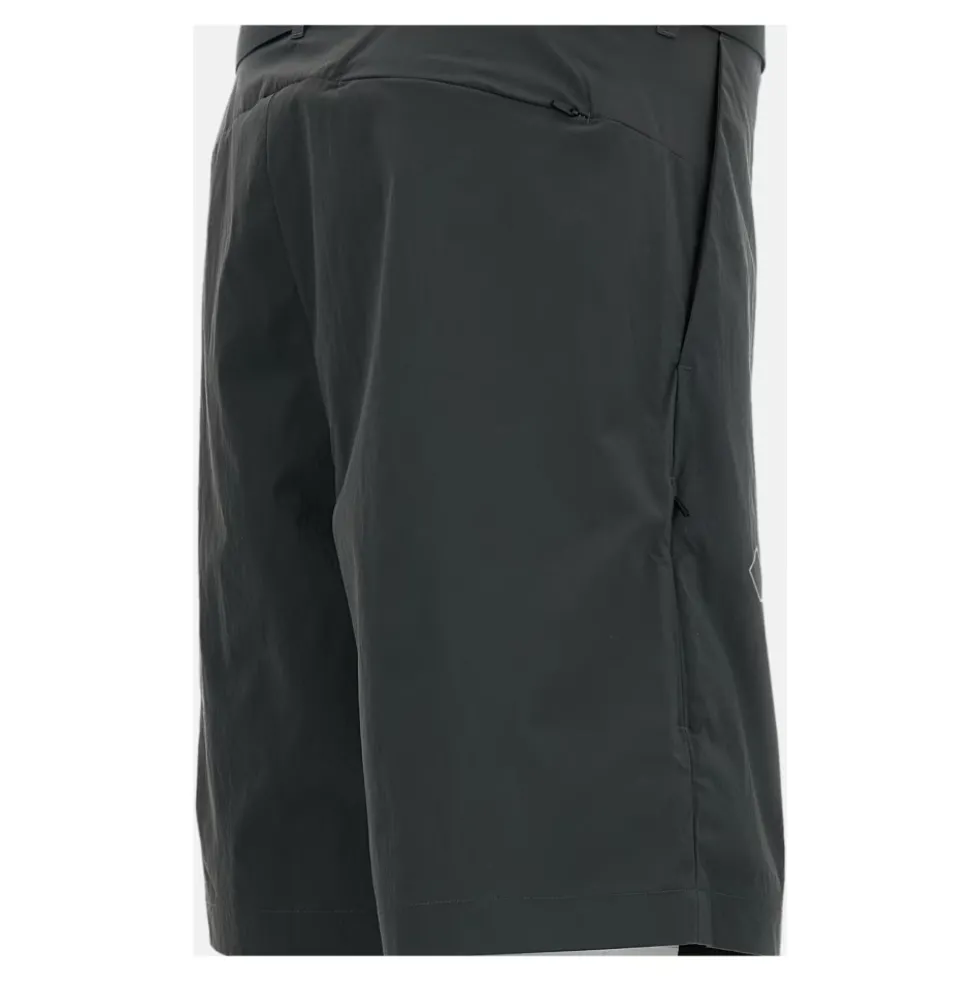 Off-Race Light Tech Shorts