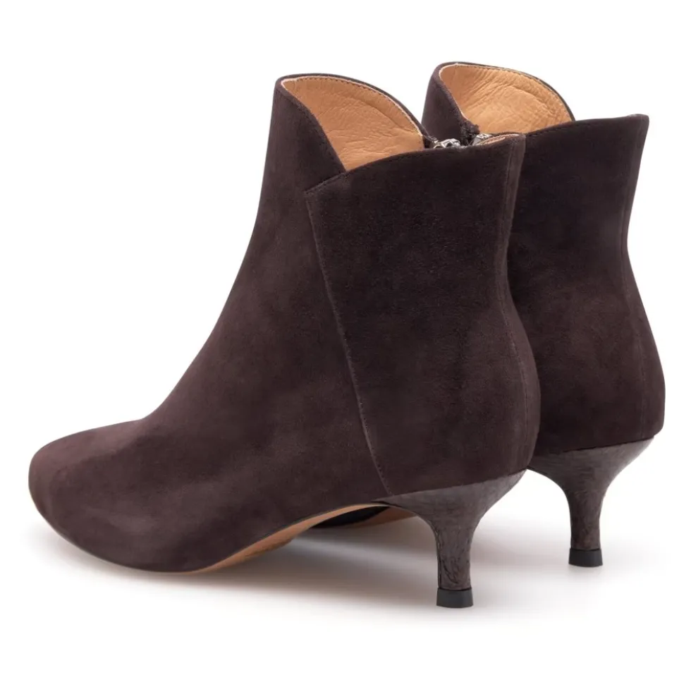 Saga Zip Suede Ankelstøvle