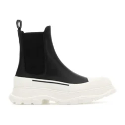Slick Chelsea Boot