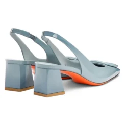 Slingback med mellemhøj hæl i laklæder