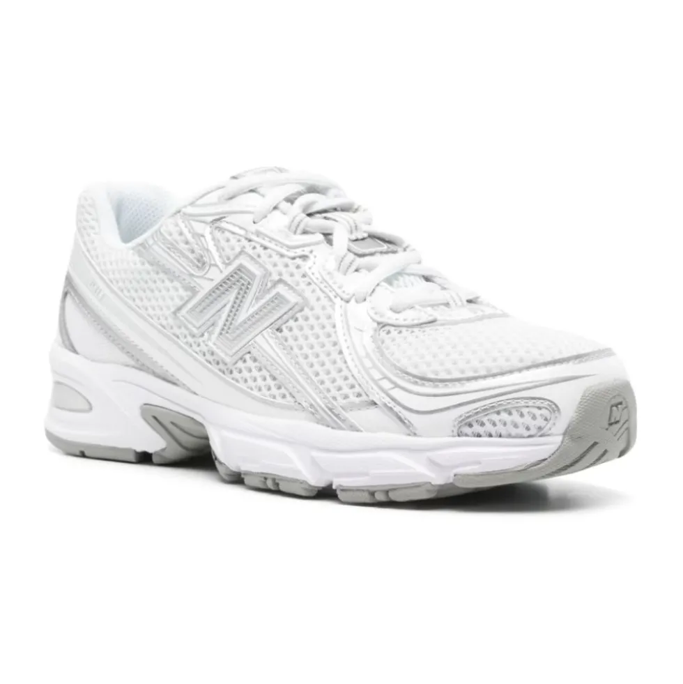 740 Sneaker