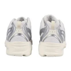 530 Sneaker