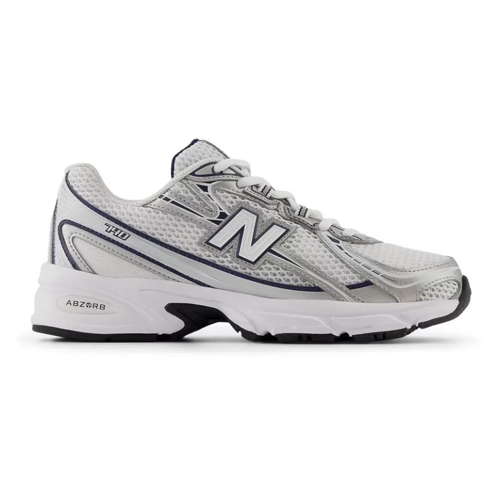 740 Sneakers