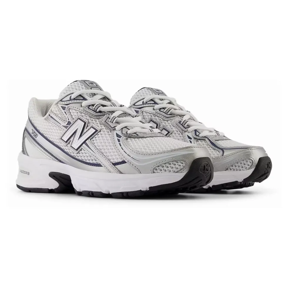740 Sneakers