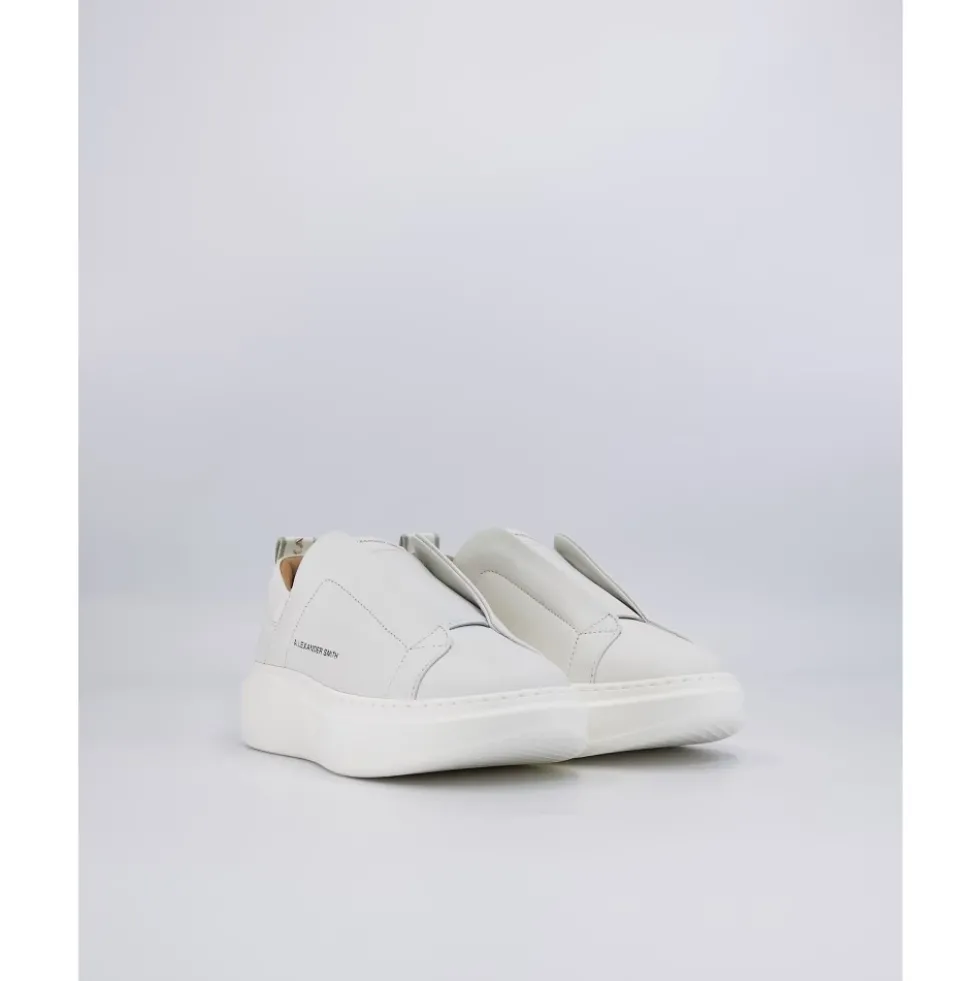 0602 Sneakers