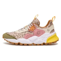 Sneakers i ruskind og teknisk stof