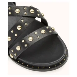 Stilfuld Rock Sandal med Gyldne Nitter