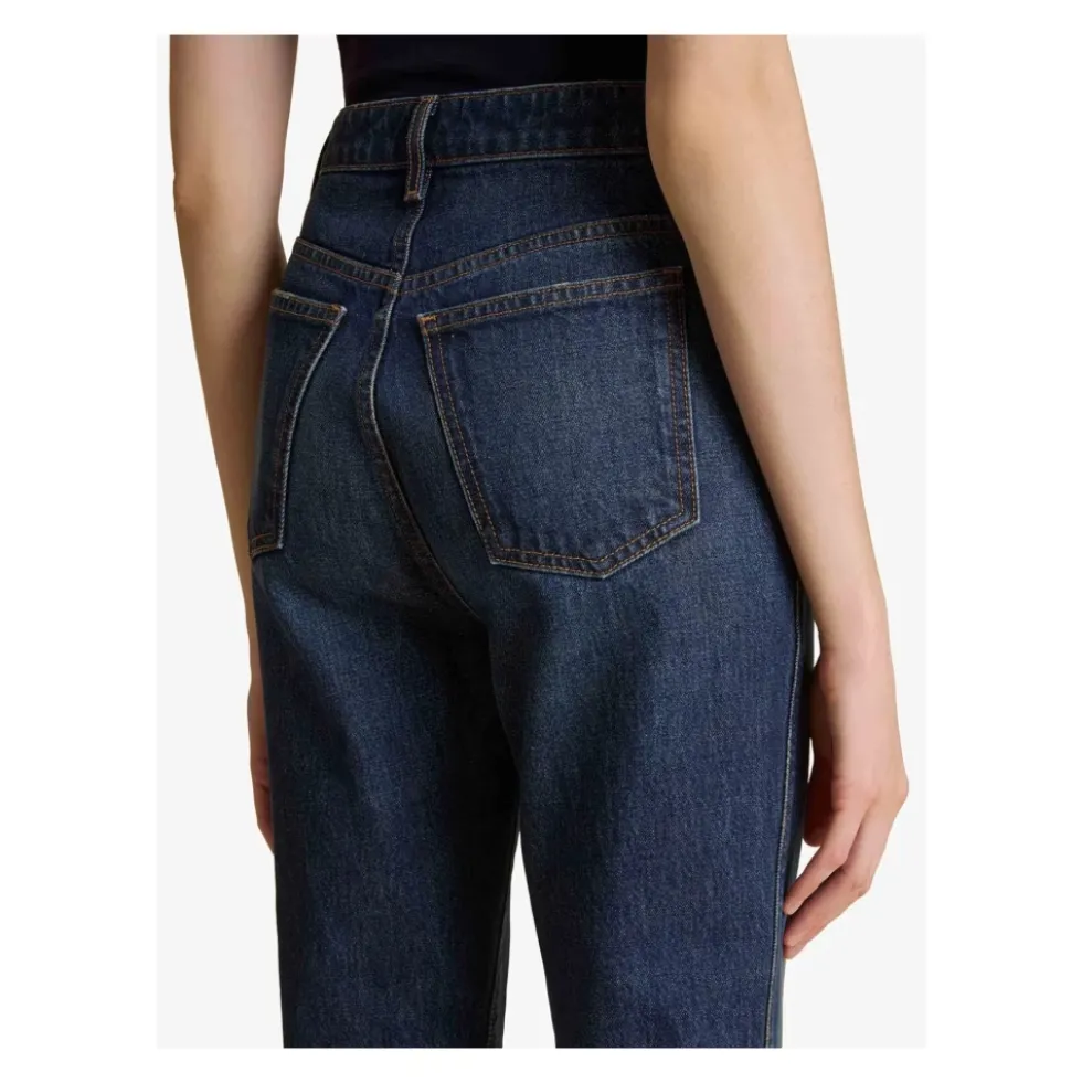 Straight Jeans