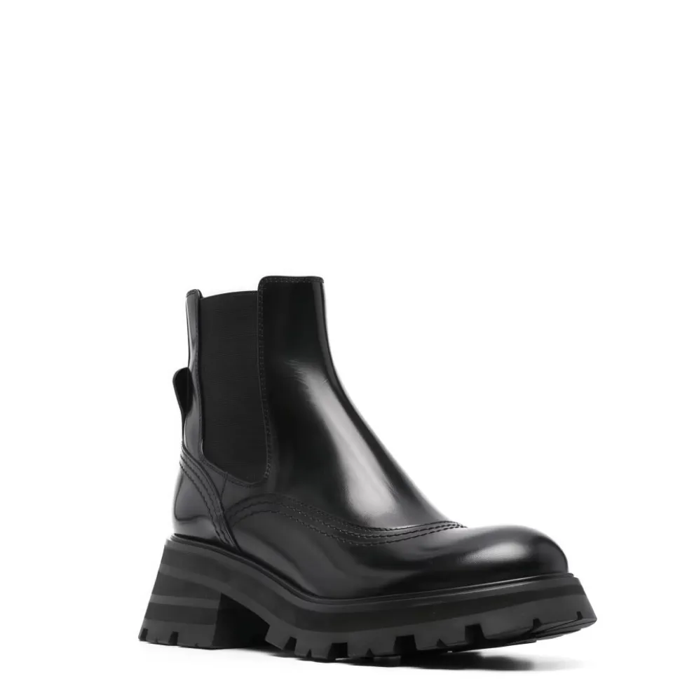 Wander Chelsea Boot