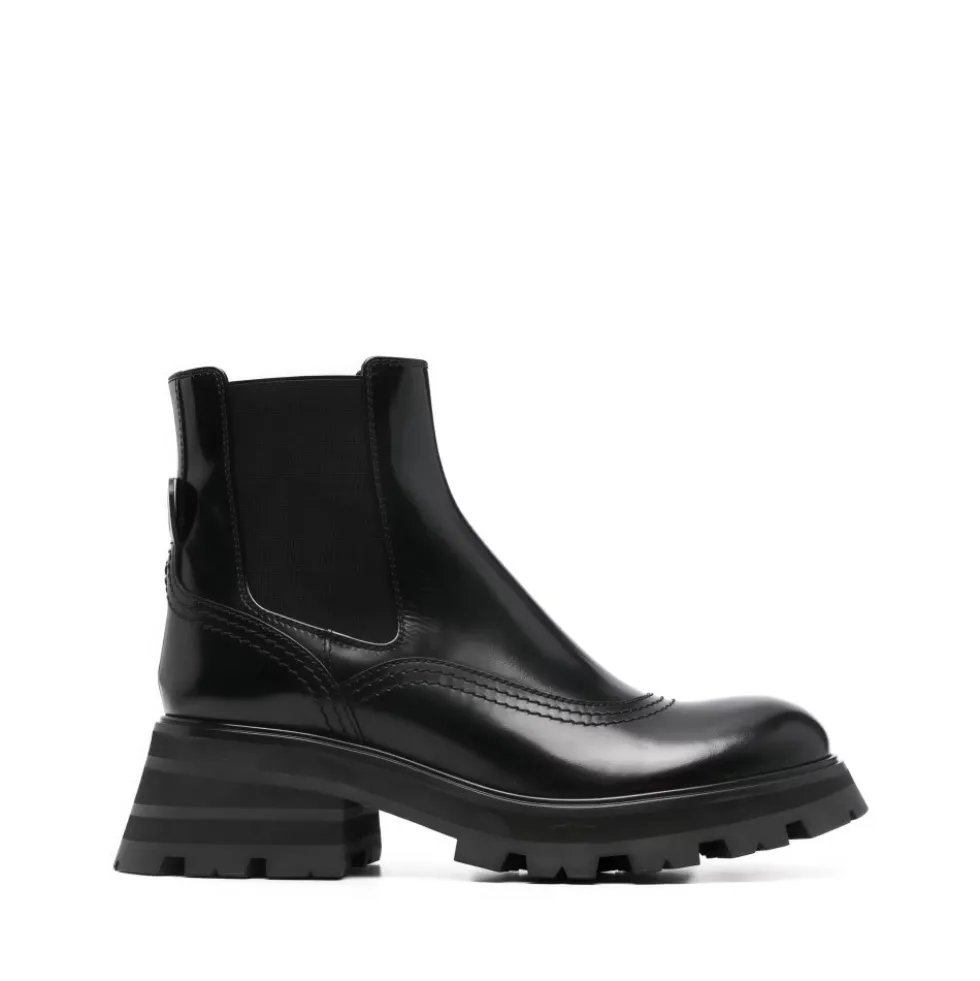 Wander Chelsea Boot